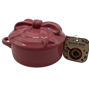 Wild Eye Designs Baked Brie Dish Pink New Bow Lid Ceramic Bake NWT